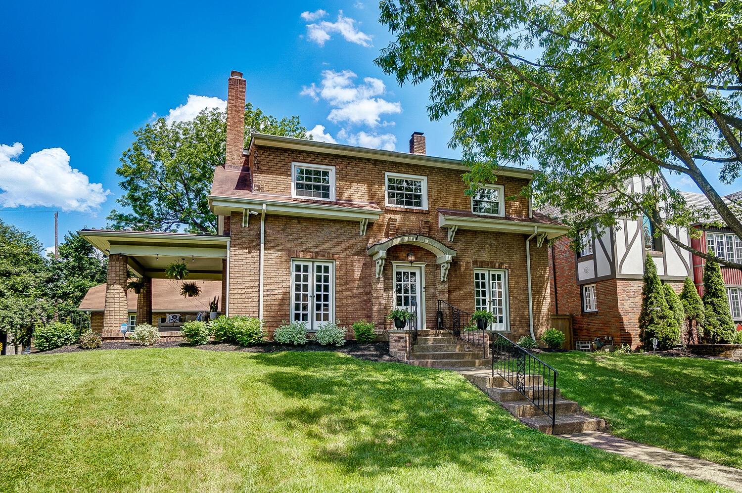 1885 Bryden Road Columbus, OH 43205 - Photo 2 of 45 Front view