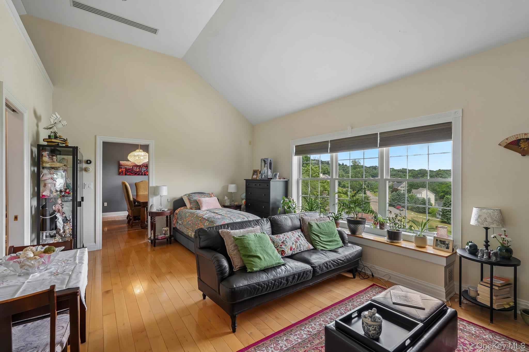 29 Dunderberg Road Tomkins Cove, NY 10986 - Photo 19 of 43 1st floor bedroom