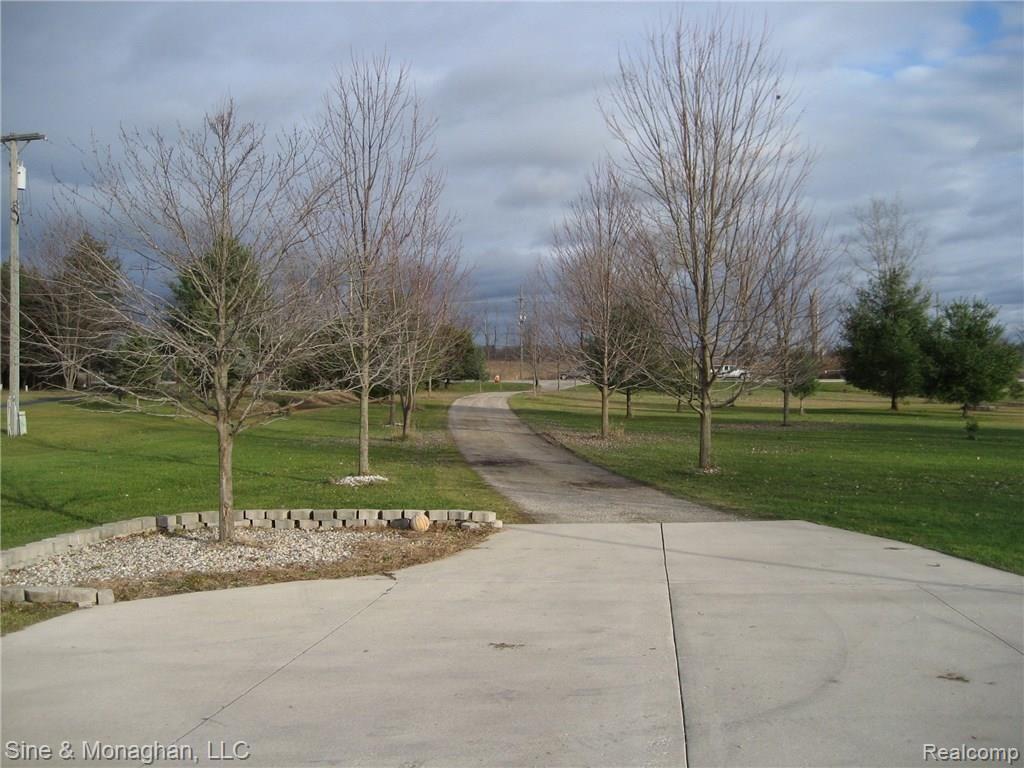 1920 South Range Road St. Clair, MI 48079 - Photo 7 of 42 7.JPG