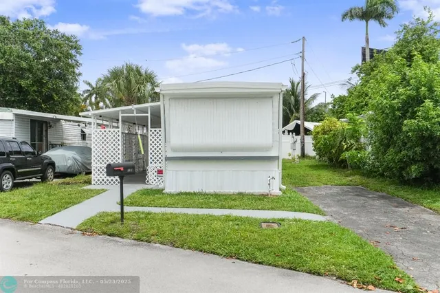 $129,000 | 8641 Southwest 15th Street, Davie, FL 33324