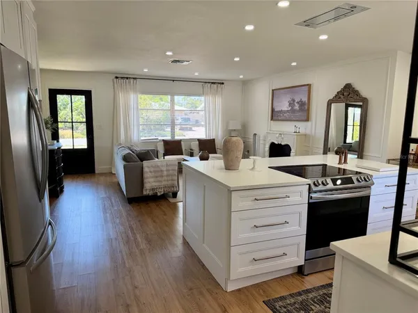 $2,800 | 3157 Novus Street, Sarasota, FL 34237