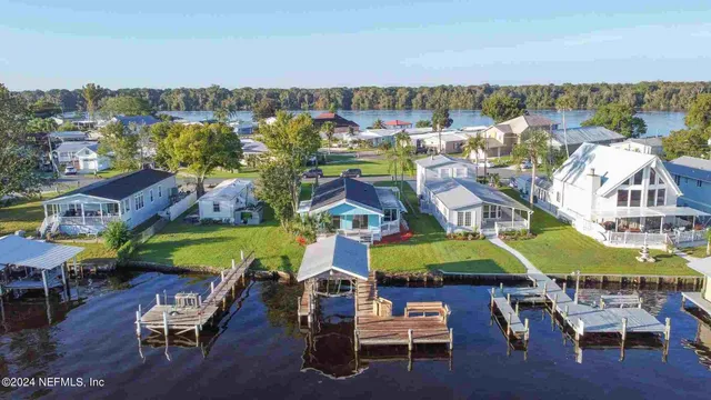 $339,995 | 198 Sportsman Drive, Welaka, FL 32193