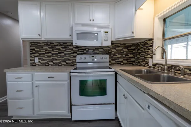 $339,995 | 198 Sportsman Drive, Welaka, FL 32193