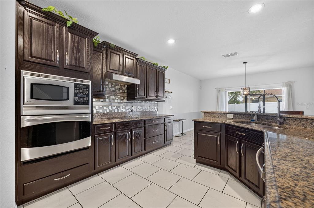 10234 Lenox Street Clermont, FL 34711 - Photo 10 of 44 Gallery Image 10