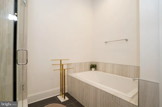 $7,000 | 44655 Provincetown Drive, Ashburn, VA 20147