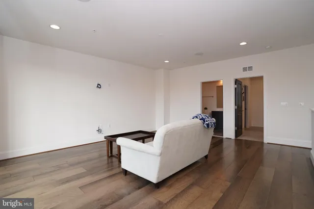 $7,000 | 44655 Provincetown Drive, Ashburn, VA 20147