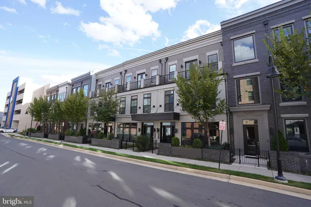 $7,000 | 44655 Provincetown Drive, Ashburn, VA 20147