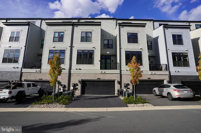 $7,000 | 44655 Provincetown Drive, Ashburn, VA 20147