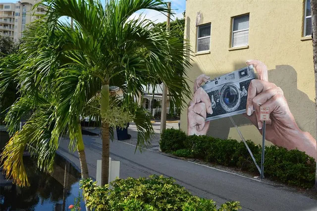 $649,000 | 1542 Oak Street, Unit 102, Sarasota, FL 34236