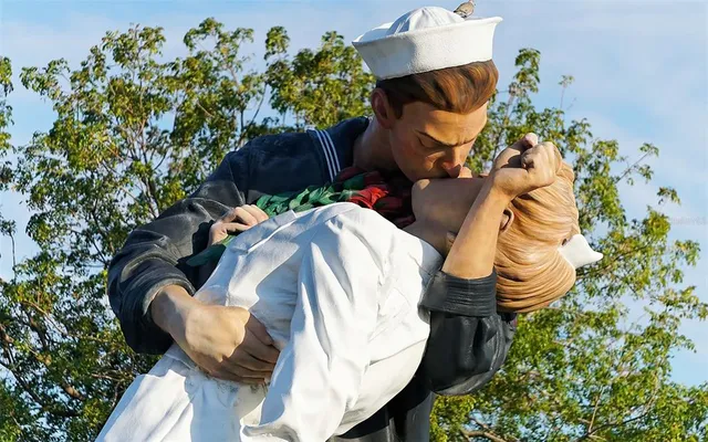 $649,000 | 1542 Oak Street, Unit 102, Sarasota, FL 34236