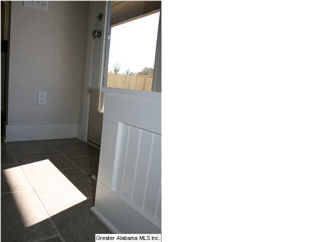 5261 Meadow Ridge Trail Bessemer, AL 35022 - Photo 5 of 25