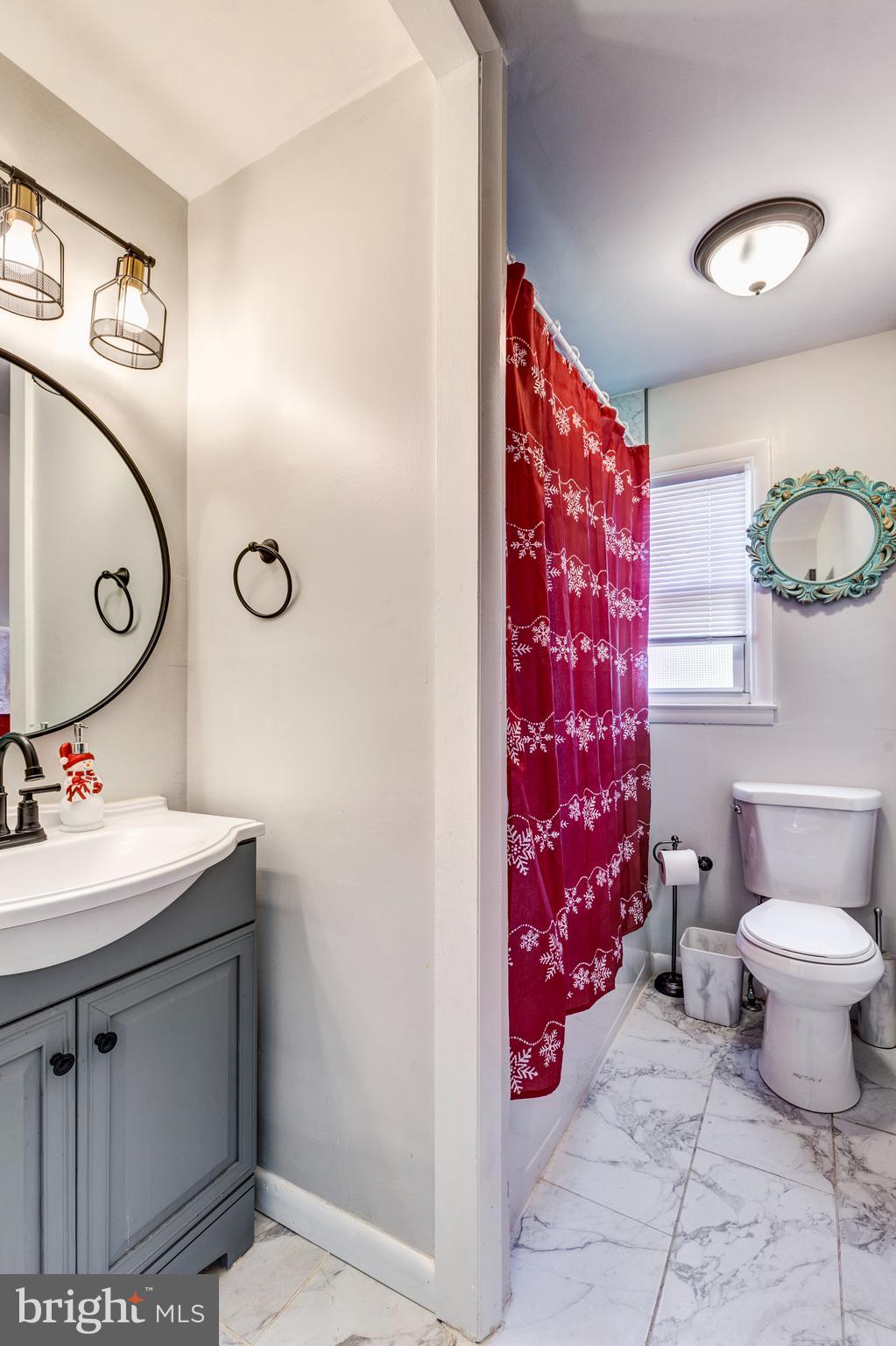 3932 Shiloh Avenue Hampstead, MD 21074 - Photo 13 of 48 Hallway Bathroom