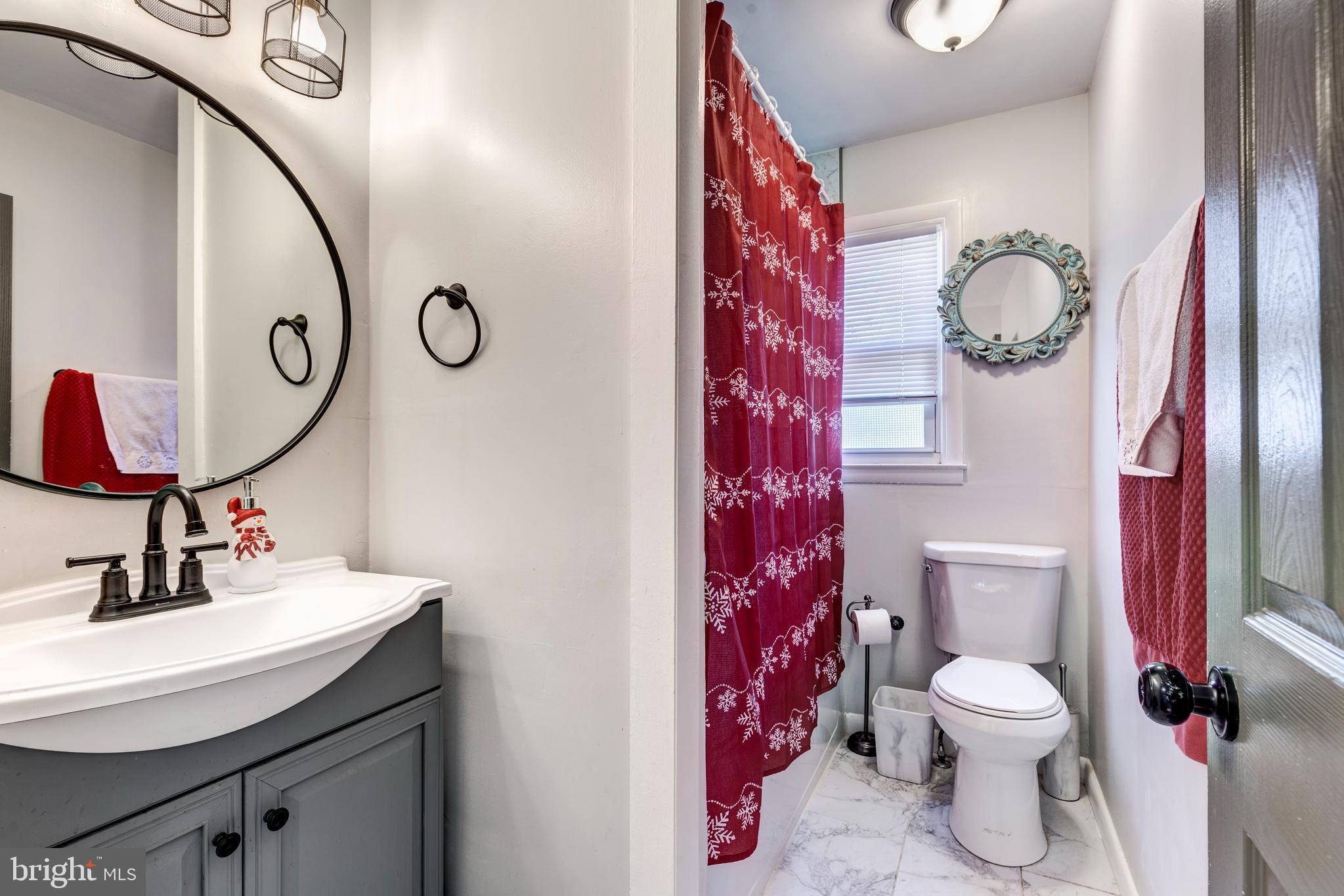 3932 Shiloh Avenue Hampstead, MD 21074 - Photo 14 of 48 Hallway Bathroom