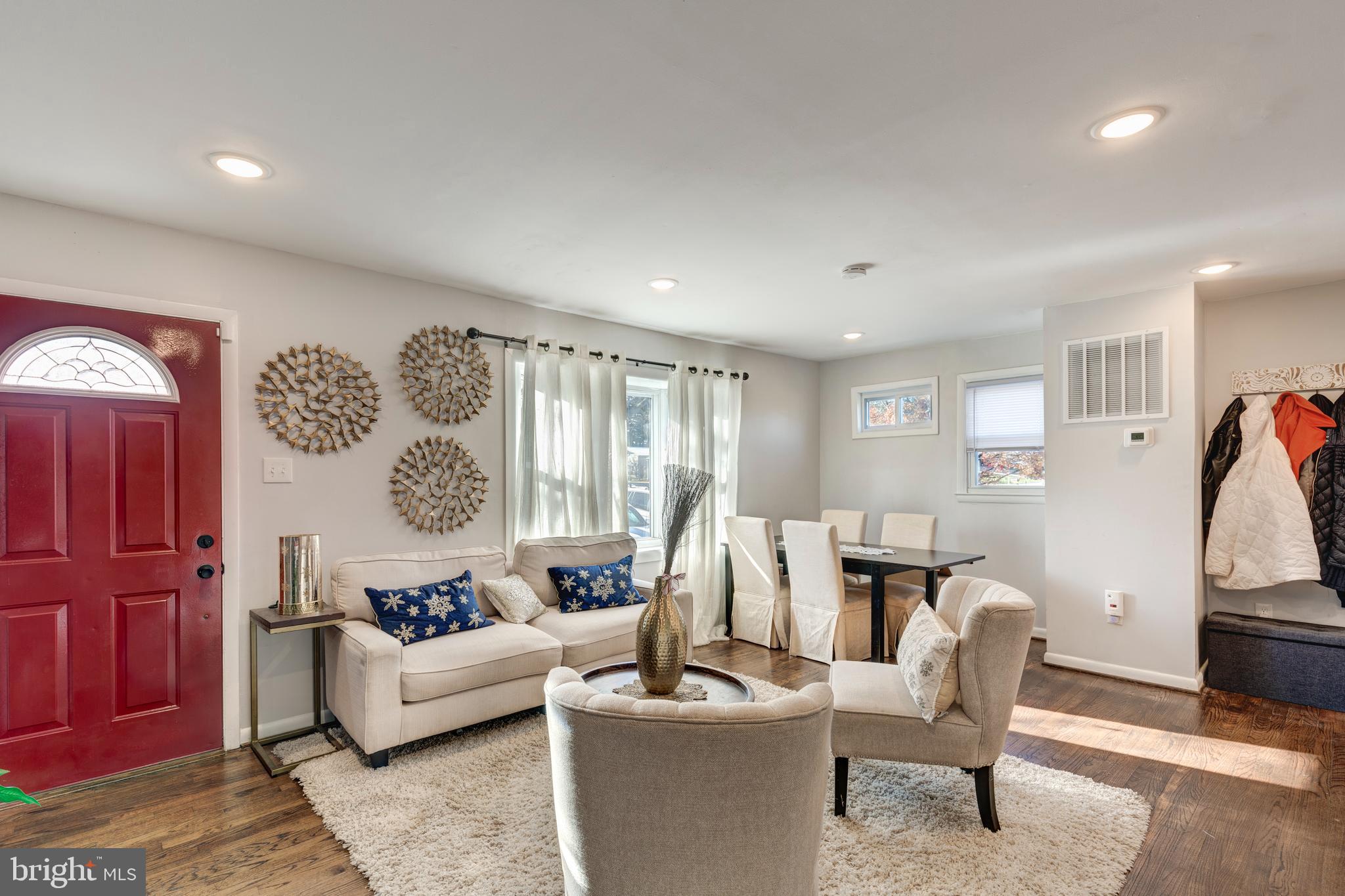 3932 Shiloh Avenue Hampstead, MD 21074 - Photo 5 of 48 Living Area