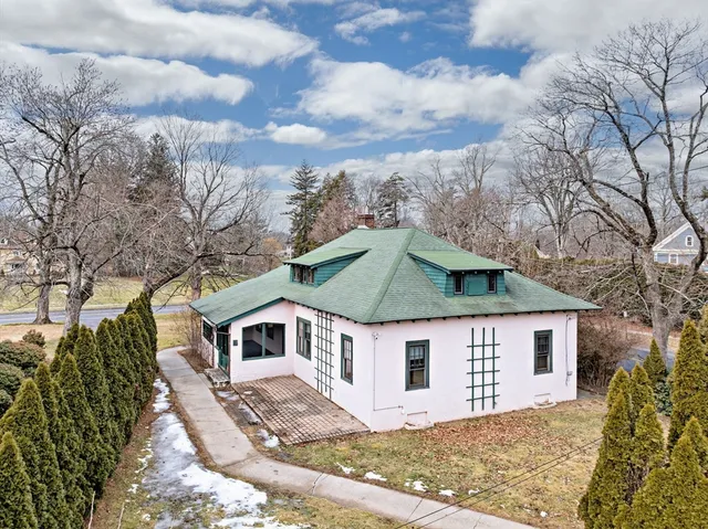 $399,900 | 1423 Longmeadow Street, Longmeadow, MA 01106