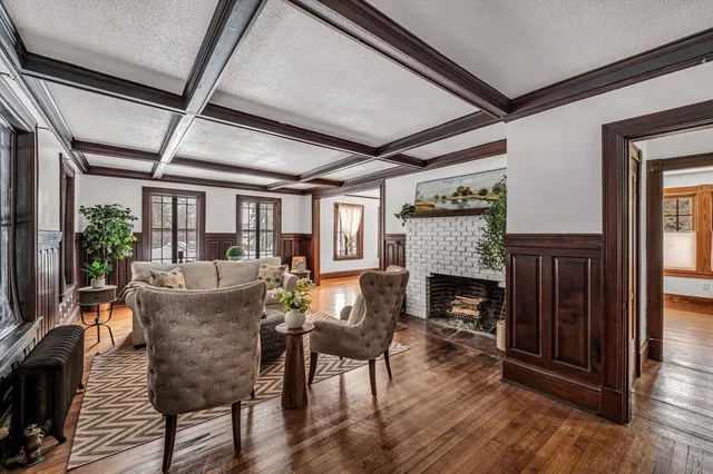 $399,900 | 1423 Longmeadow Street, Longmeadow, MA 01106