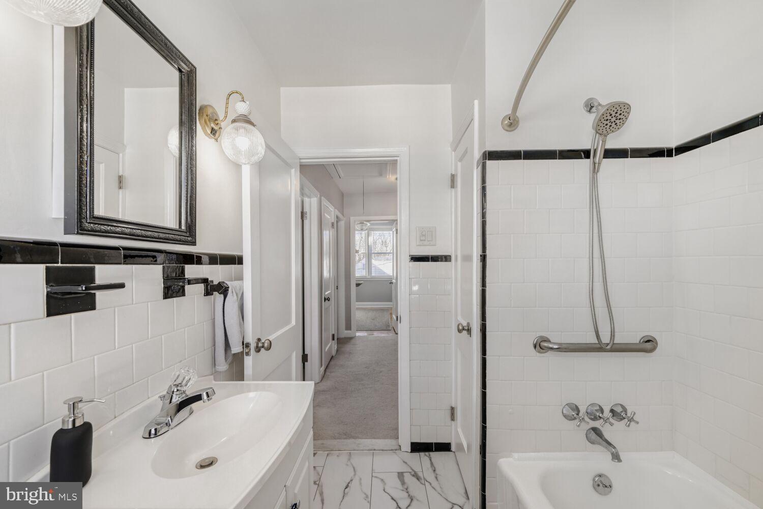 8127 Glen Gary Road Towson, MD 21286 - Photo 19 of 34 Elegant bathroom with modern finishes.