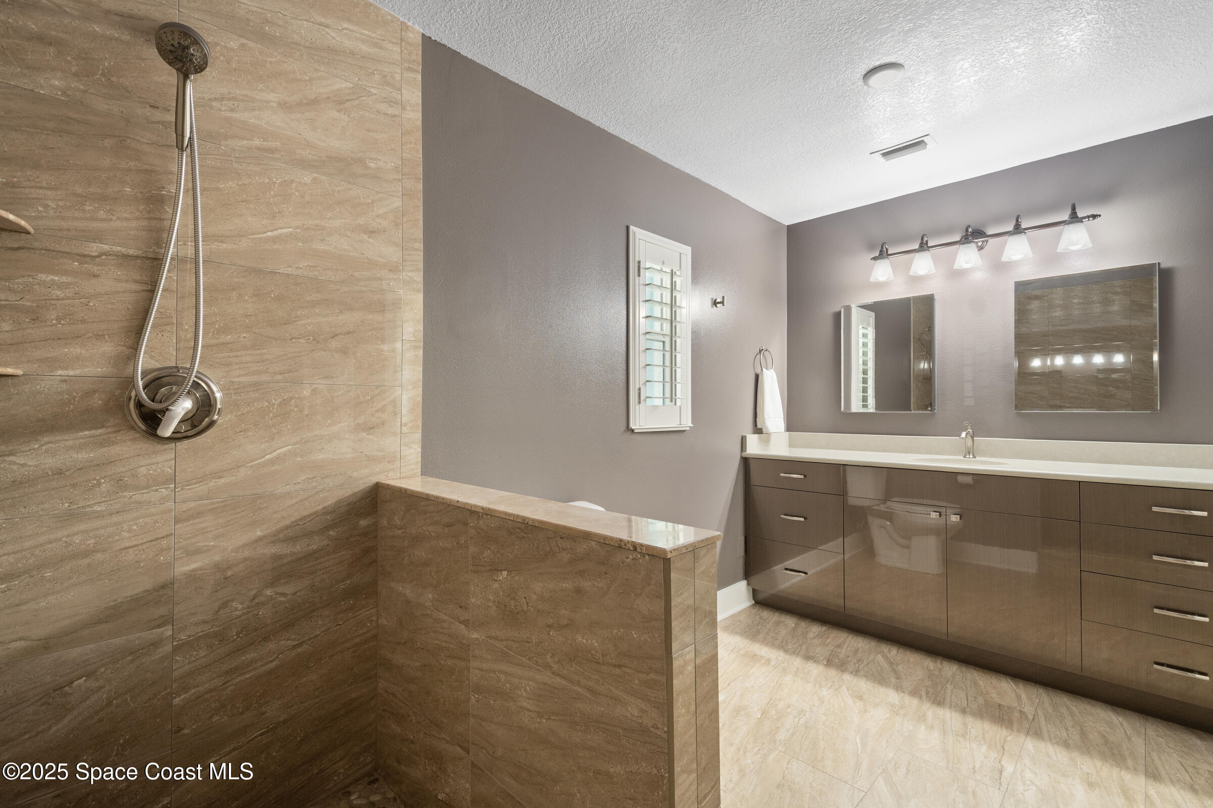 336 Wayne Avenue Indialantic, FL 32903 - Photo 12 of 63 336 Wayne Avenue - 28