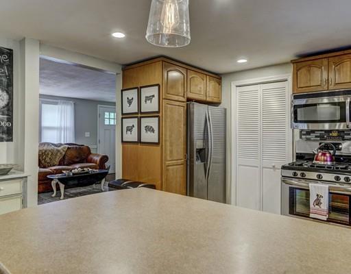 29 Lindsay Road Billerica, MA 01821 - Photo 8 of 28 a bedroom with furniture and a window