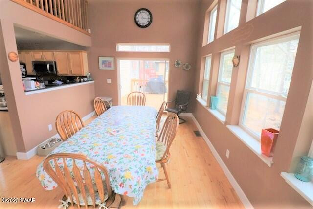 141 Maple Leaf Road Lackawaxen, PA 18435 - Photo 14 of 41 13. DINING ROOM
