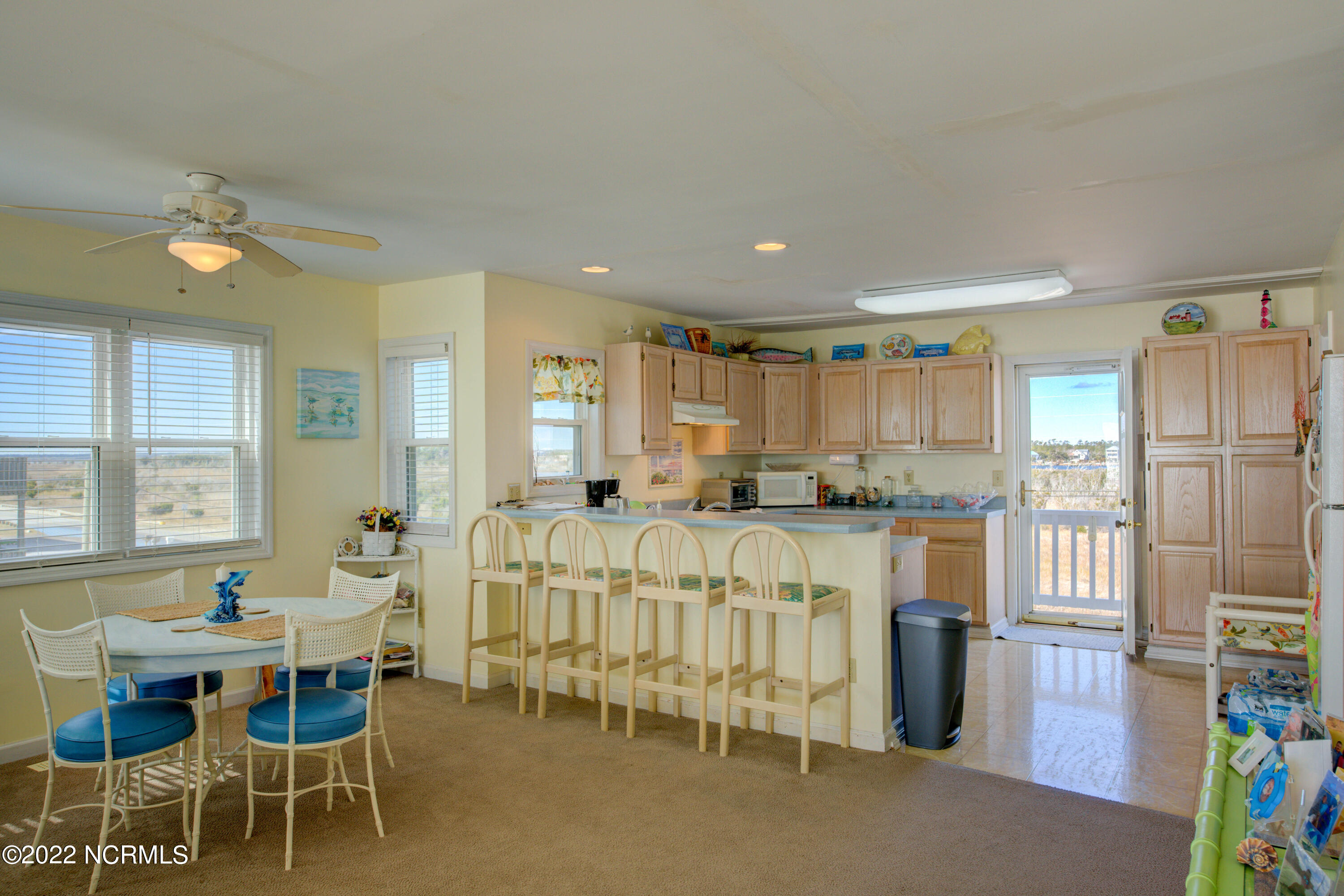 1232 New River Inlet Road North Topsail Beach, NC 28460 - Photo 12 of 34 1232 New River Inlet Road - Interiors -