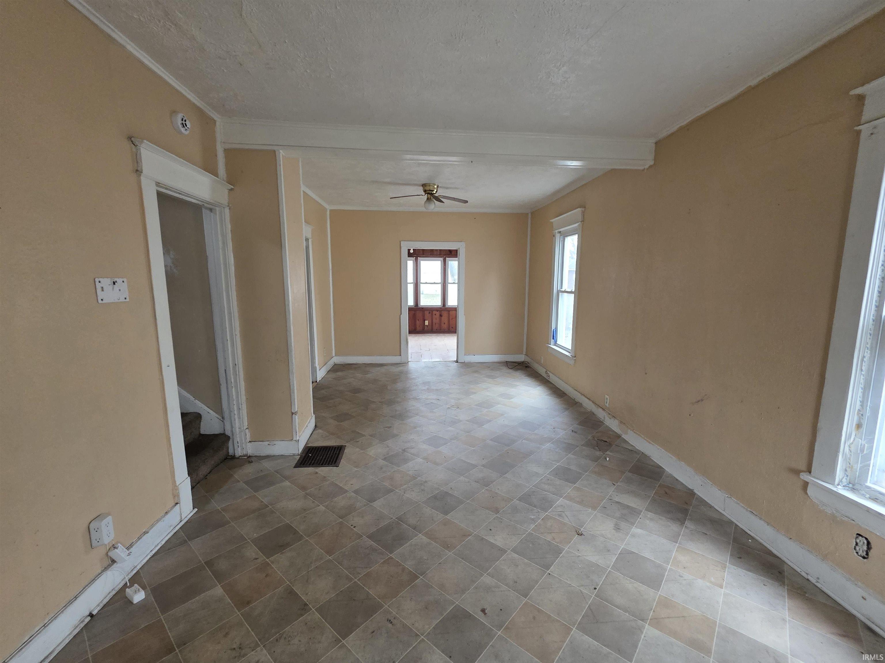 320 East Fox Street South Bend, IN 46613 - Photo 3 of 11