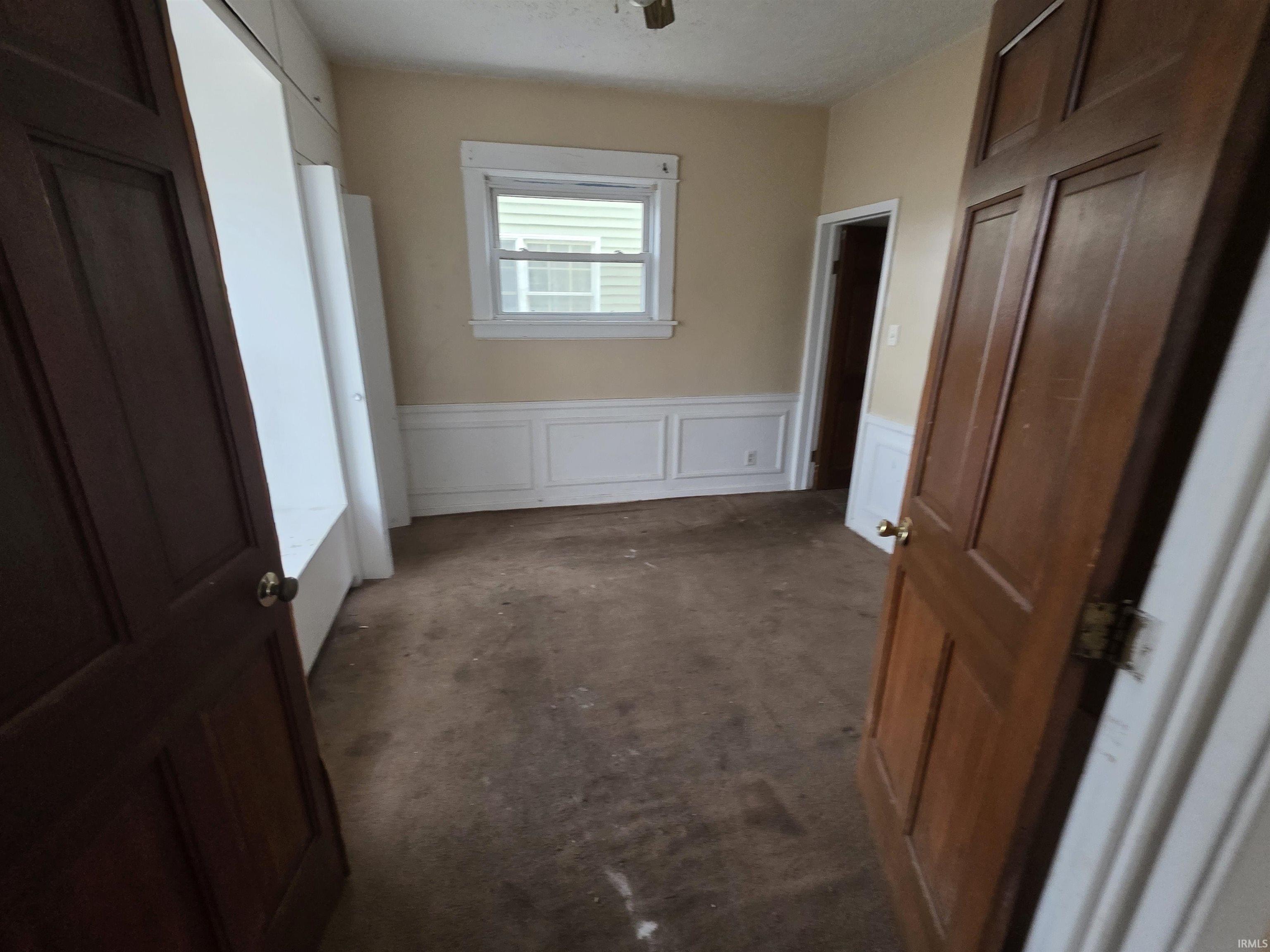 320 East Fox Street South Bend, IN 46613 - Photo 7 of 11