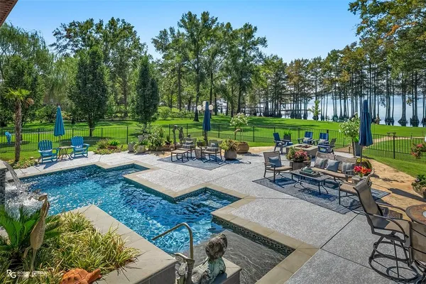 $1,599,000 | 2002 North Cross Drive, Shreveport, LA 71107
