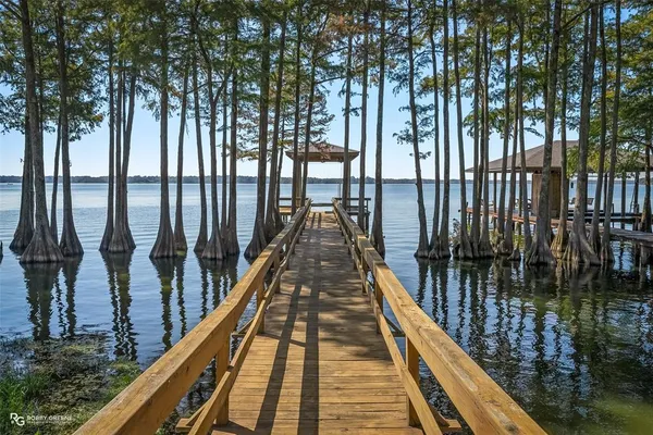 $1,599,000 | 2002 North Cross Drive, Shreveport, LA 71107
