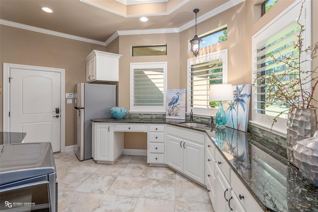 2002 North Cross Drive Shreveport, LA 71107 - Photo 27 of 40