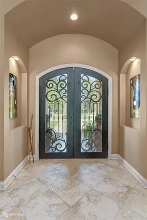 $1,599,000 | 2002 North Cross Drive, Shreveport, LA 71107