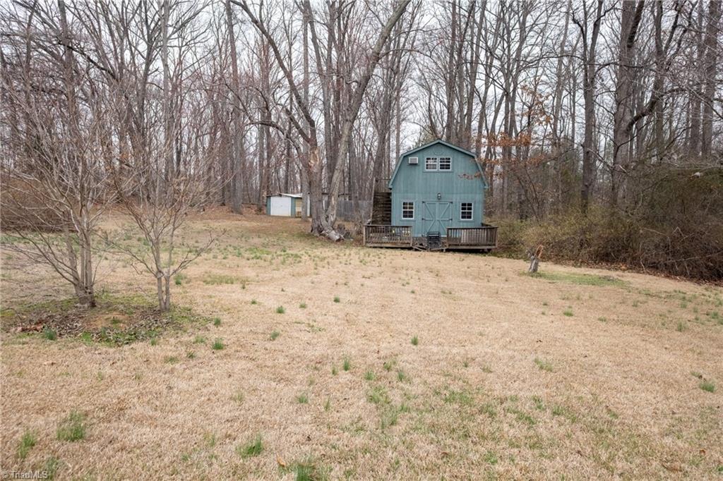 4319 Hicone Road Greensboro, NC 27405 - Photo 5 of 24
