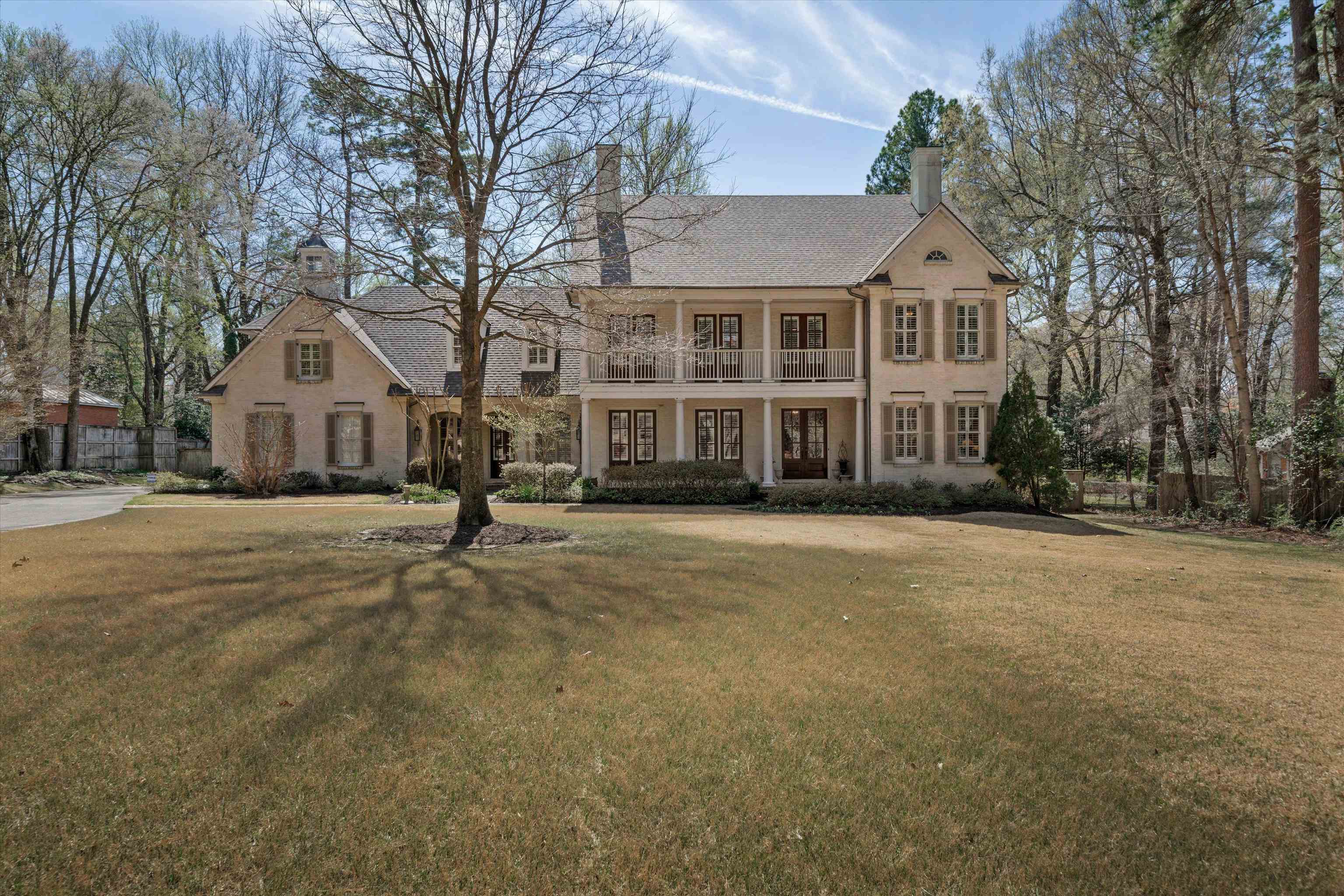 4525 Barfield Road Memphis, TN 38117 - Photo 1 of 40