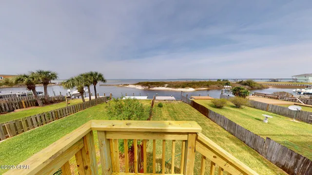 $525,000 | 3214 Quiet Water Lane, Gulf Breeze, FL 32563
