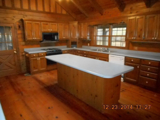 2660 Gilpin Road Thomson, GA 30824 - Photo 4 of 21 Kitchen