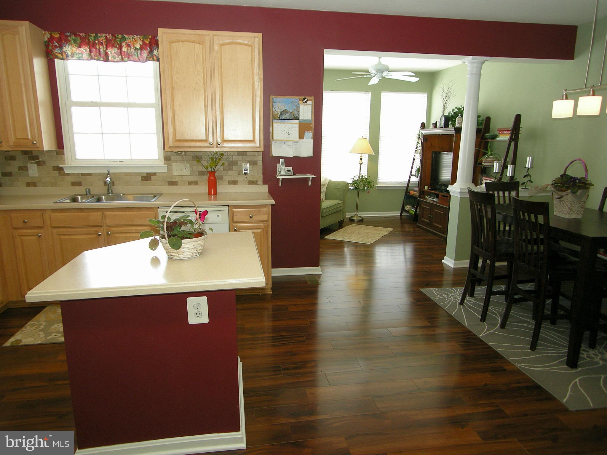 268 Braxton Way, Unit 28268 Edgewater, MD 21037 - Photo 6 of 21 Kitchen
