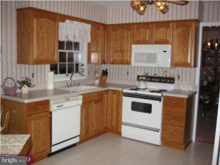 41 Foxchase Road Tabernacle, NJ 08088 - Photo 4 of 6