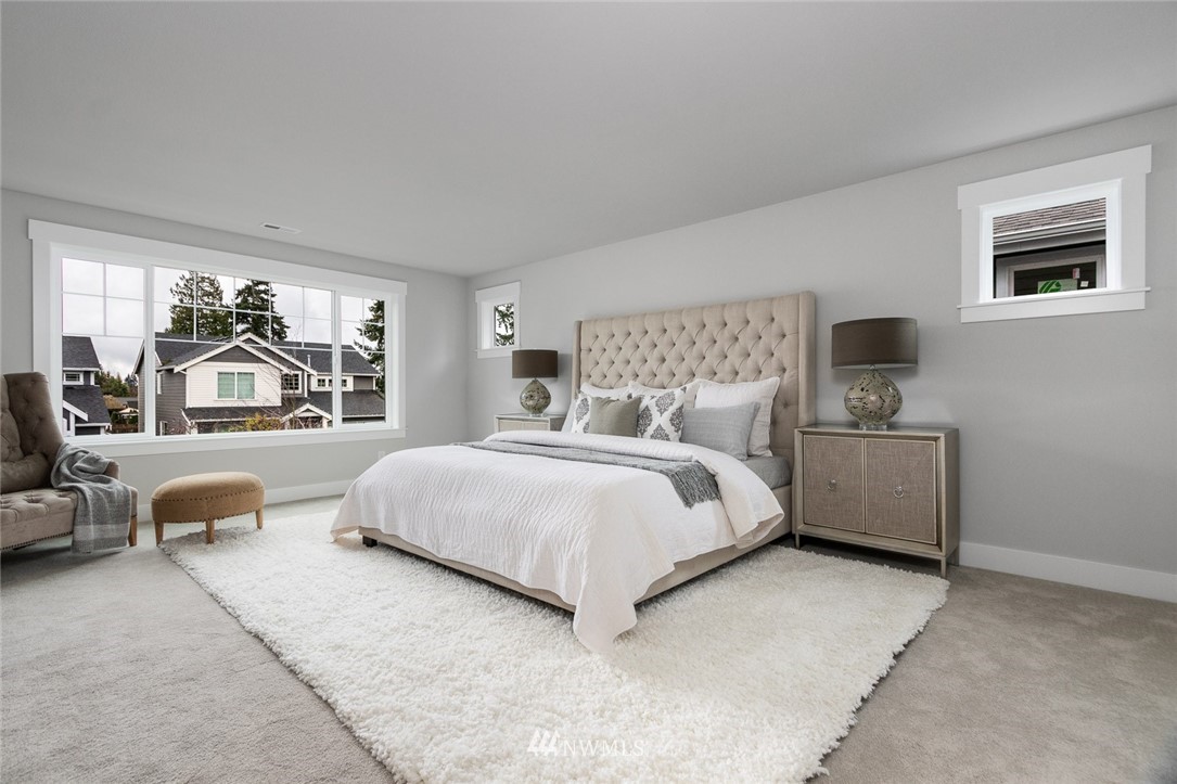 5112 Northeast 5th Place Renton, WA 98059 - Photo 12 of 14