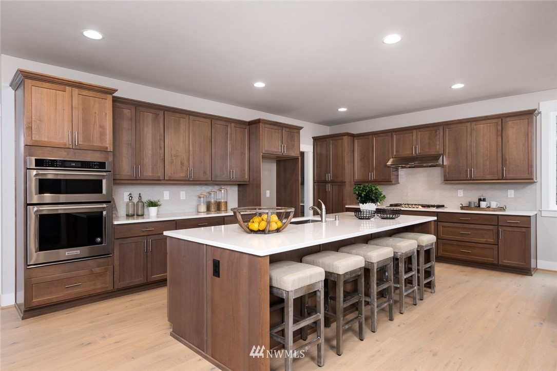 5112 Northeast 5th Place Renton, WA 98059 - Photo 6 of 14