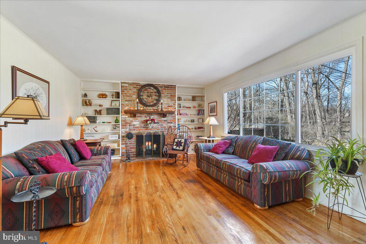 413 Dean Drive Kennett Square, PA 19348 - Photo 5 of 63