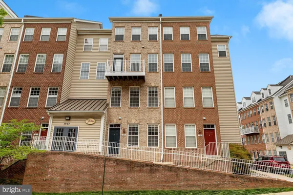 $3,050 | 2664 Manhattan Place, Unit 105, Vienna, VA 22180