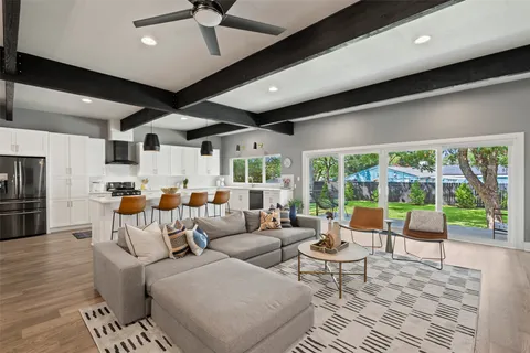 $1,495,000 | 5721 Louise Lane, Austin, TX 78757