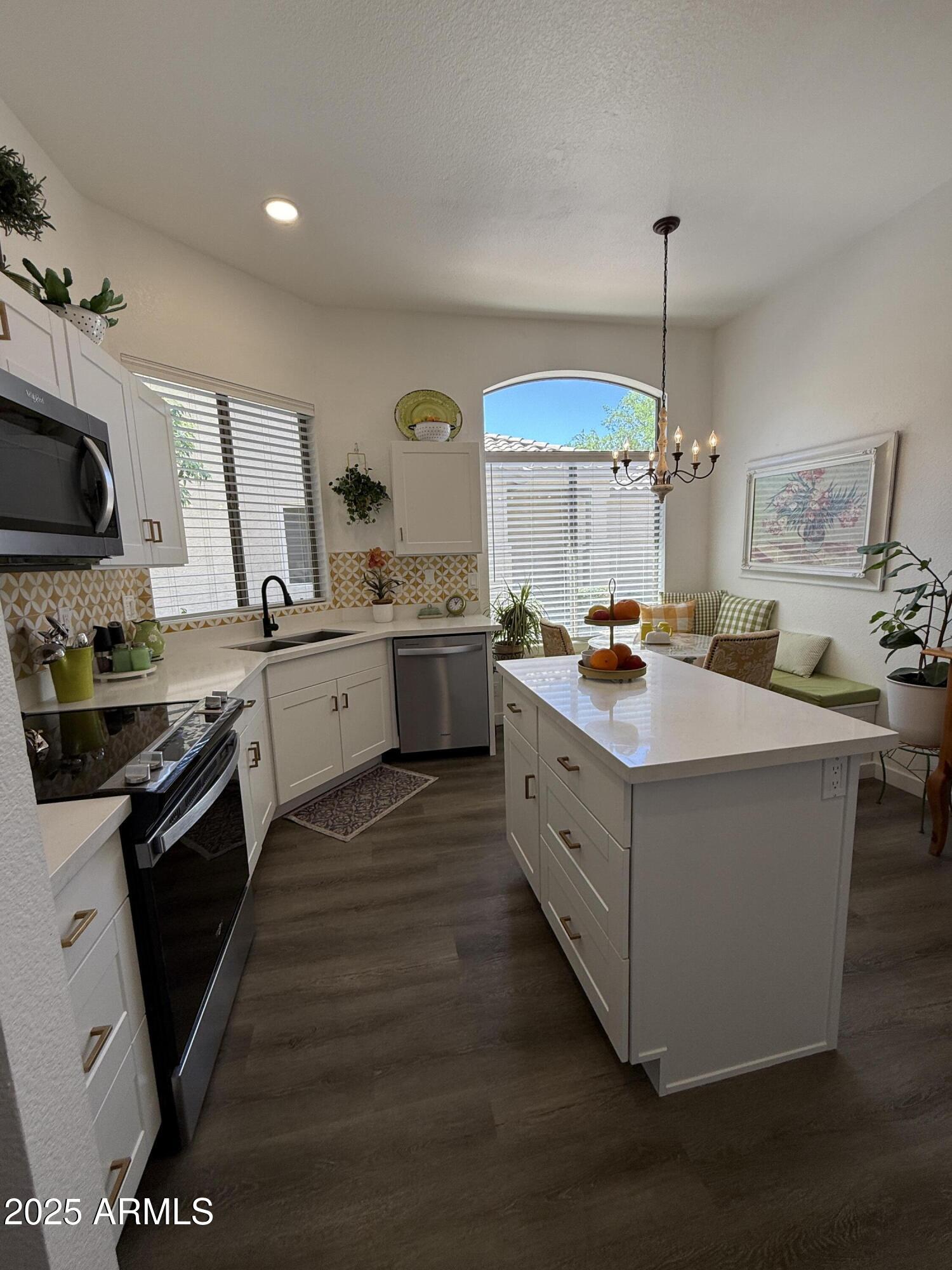 23705 South Pleasant Way Sun Lakes, AZ 85248 - Photo 6 of 37 IMG_0008