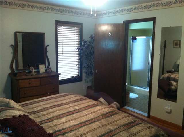 107 Michelle Drive Romeo, MI 48065 - Photo 19 of 30 31105598-18.JPG