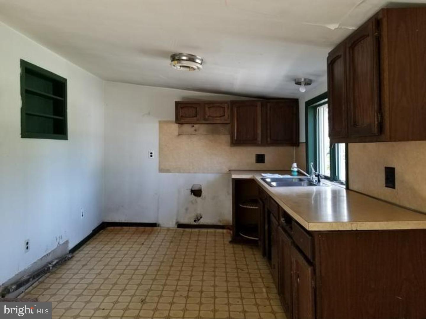 328 Quaker Neck Road Salem, NJ 08079 - Photo 8 of 13