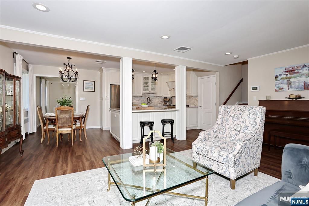 616 Bogert Road River Edge, NJ 07661 - Photo 7 of 41