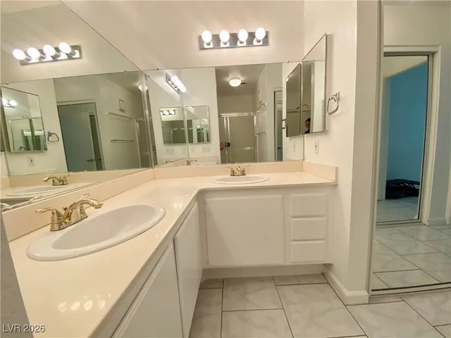 $1,375 | 4835 South Torrey Pines Drive, Unit 103, Las Vegas, NV 89103