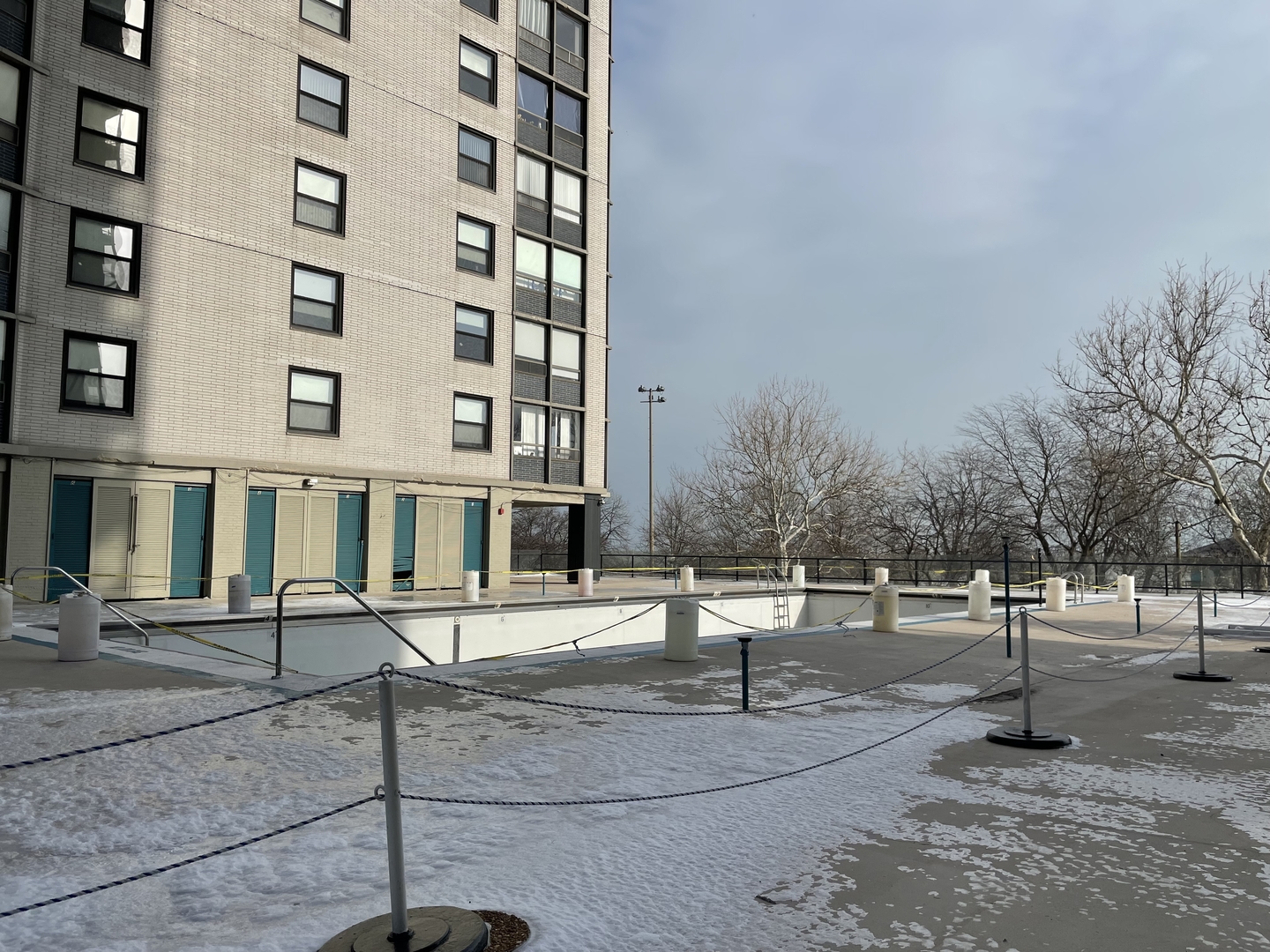 5701 North Sheridan Road, Unit 20H Chicago, IL 60660 - Photo 12 of 14
