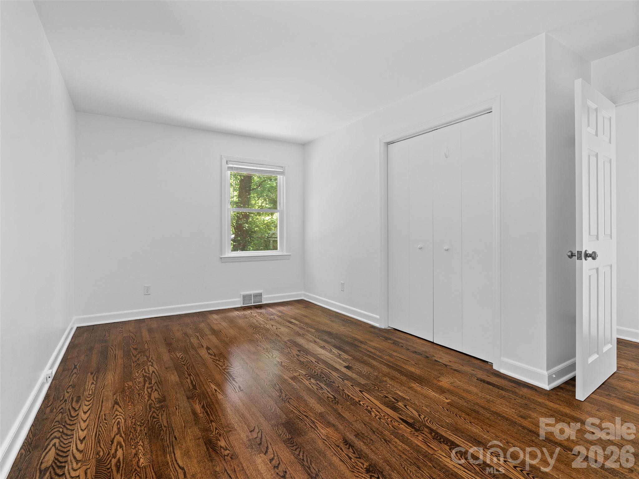 41 Pinehurst Road Asheville, NC 28805 - Photo 23 of 42