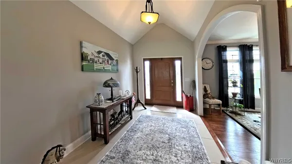 $669,900 | 3629 Moyer Road, Wheatfield, NY 14120